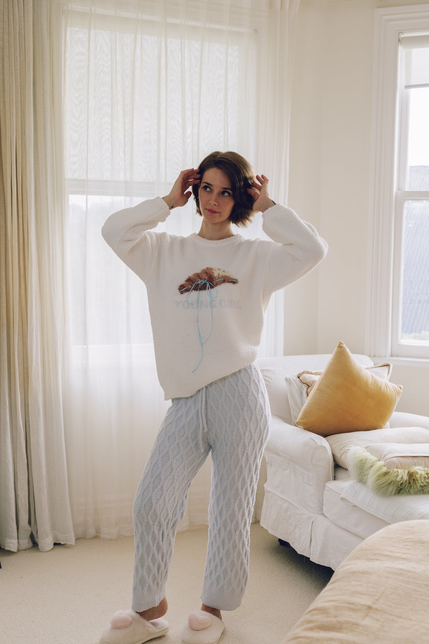 Young Girl Cozy Knit Set – Fleece Top & Cable Pants